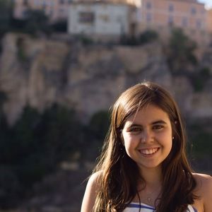 Meet your Posher, Lucía